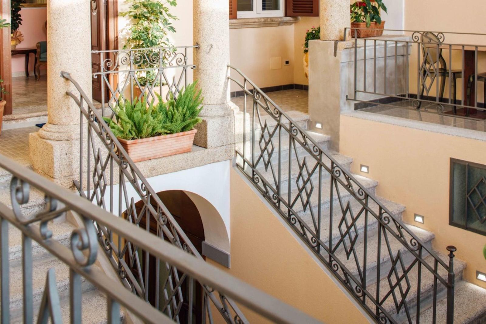 Bed and Breakfast Le Corti - Dimora Storica Polistena Экстерьер фото